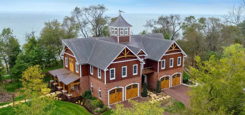Event barn